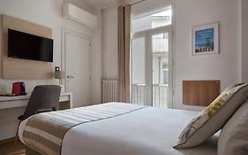 Hôtel Mondial